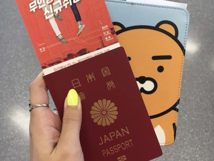 カカオフレンズ アピーチ パスポートケース 韓国 パスポートカバー